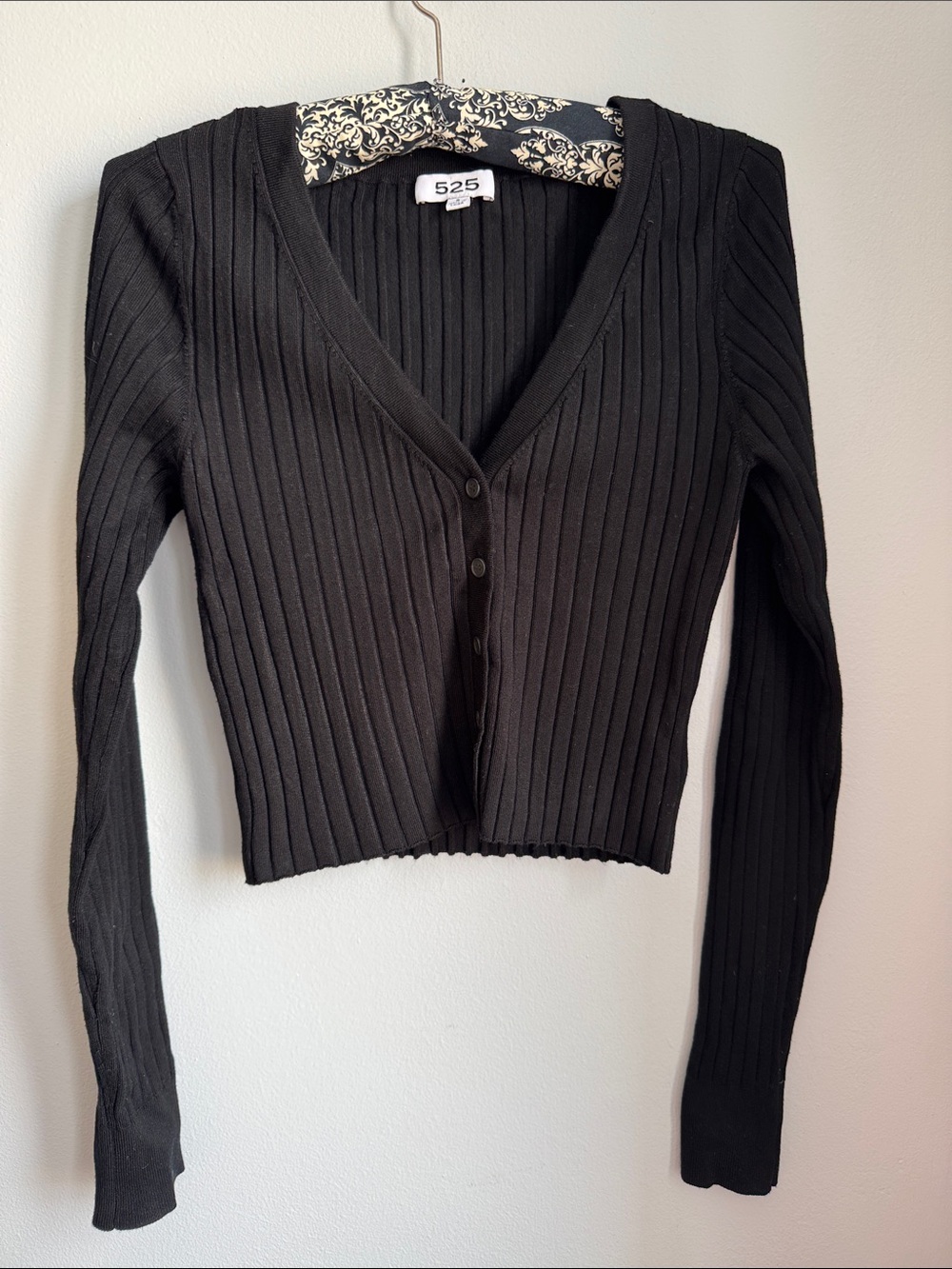 525 America Ribbed Black V-Neck Button Cardigan Rayon Blend